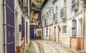 Vivienda Rural Los Tajos De Setenil
